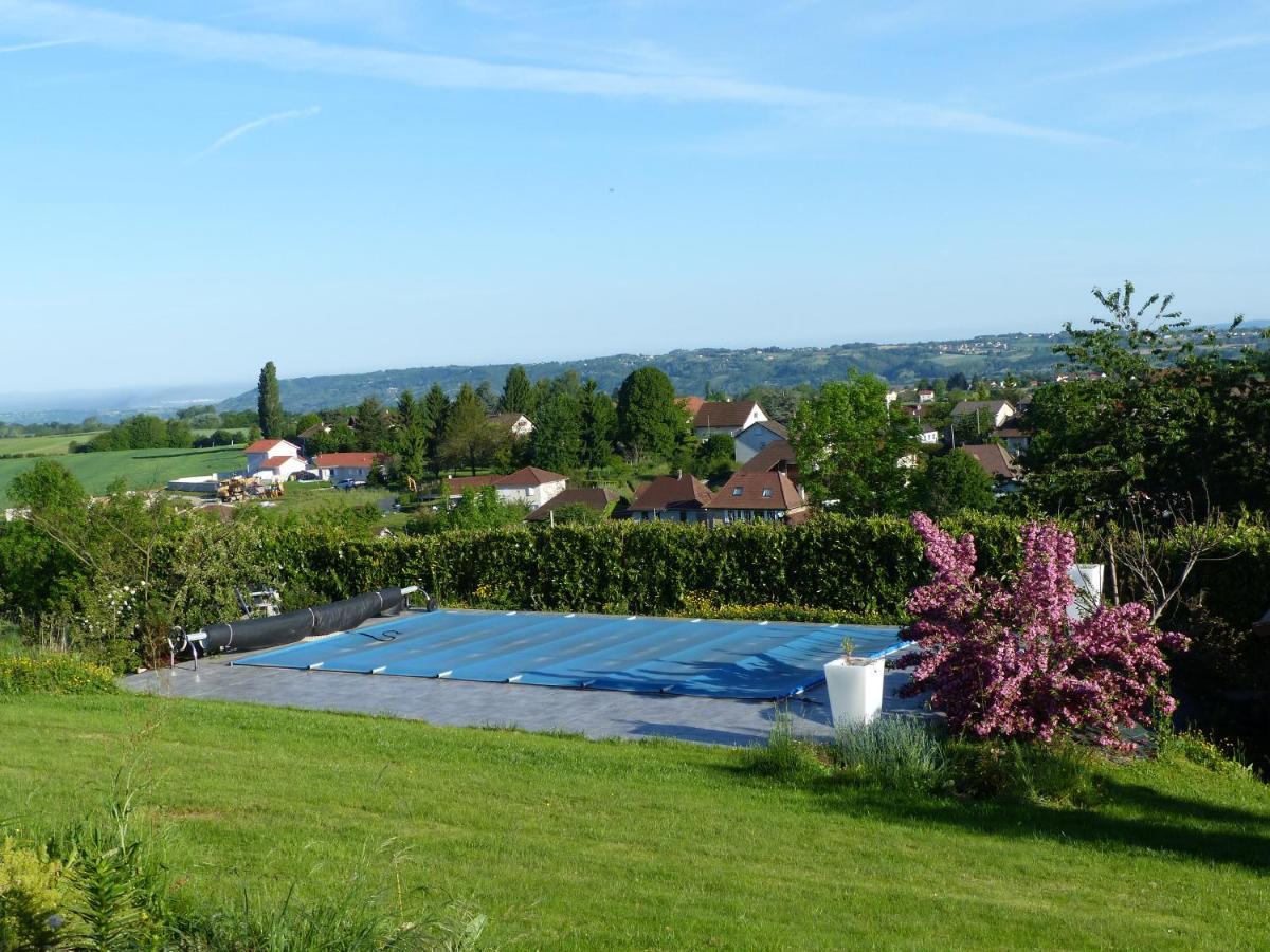 Les Enselmes Bed and Breakfast Montagnieu  Exteriör bild